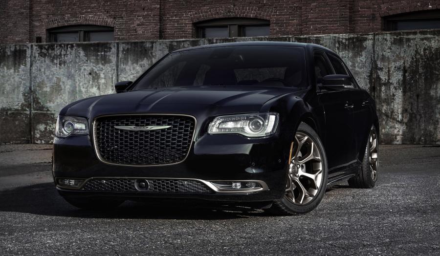  Chrysler 300S Alloy Edition 2016 года  (фото 1 из 9)